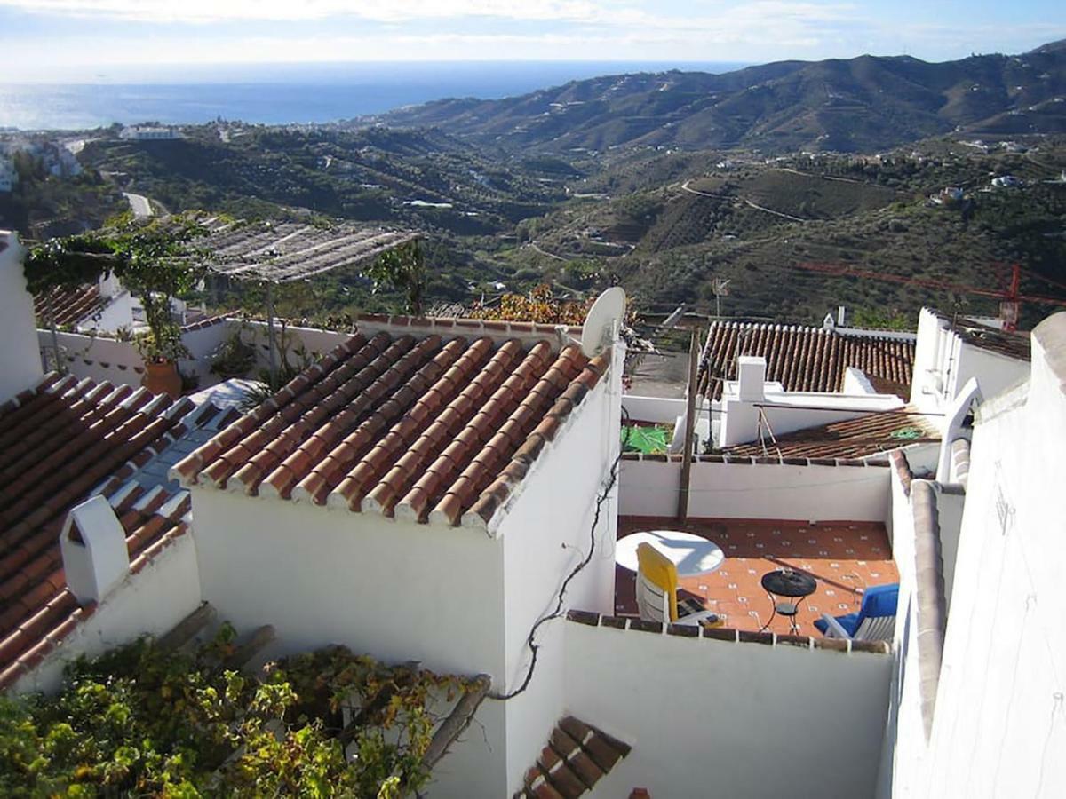 And Mountains Holiday home Frigiliana